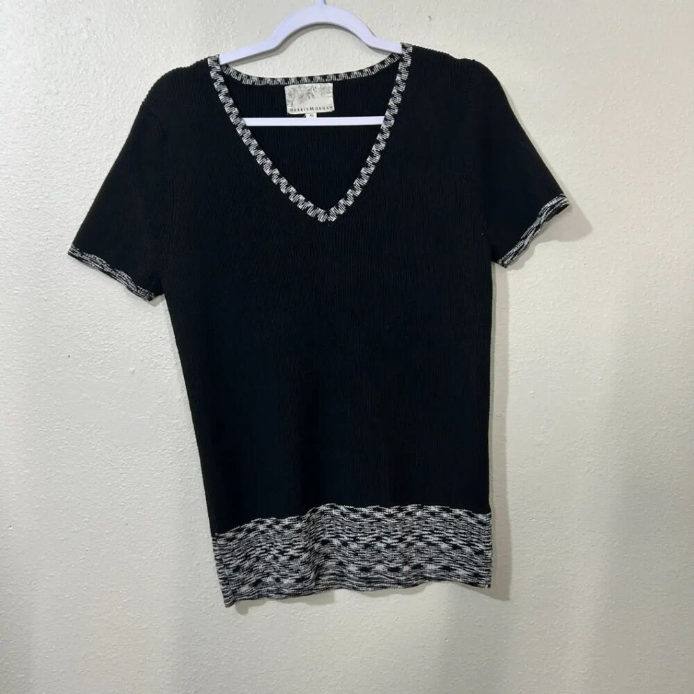 Debbie Morgan Women's XL Black V Neck Knit Top Sweater Striped Hem Design